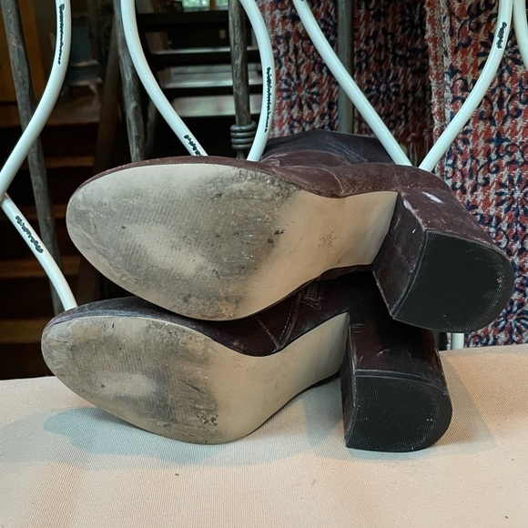 Steve Madden Velvet Gaze Bootie Taupe Size 10 - Picture 6 of 9